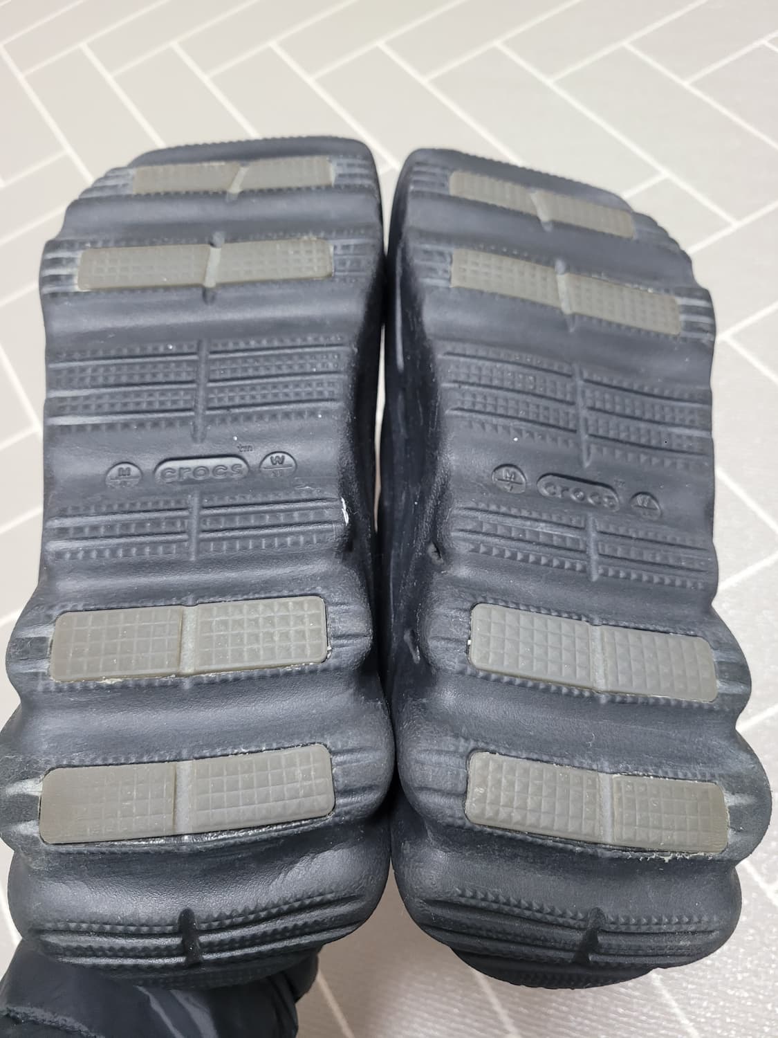 크록스 남성용 에코 스톰 미드나잇 M9 (270) 상품이미지6