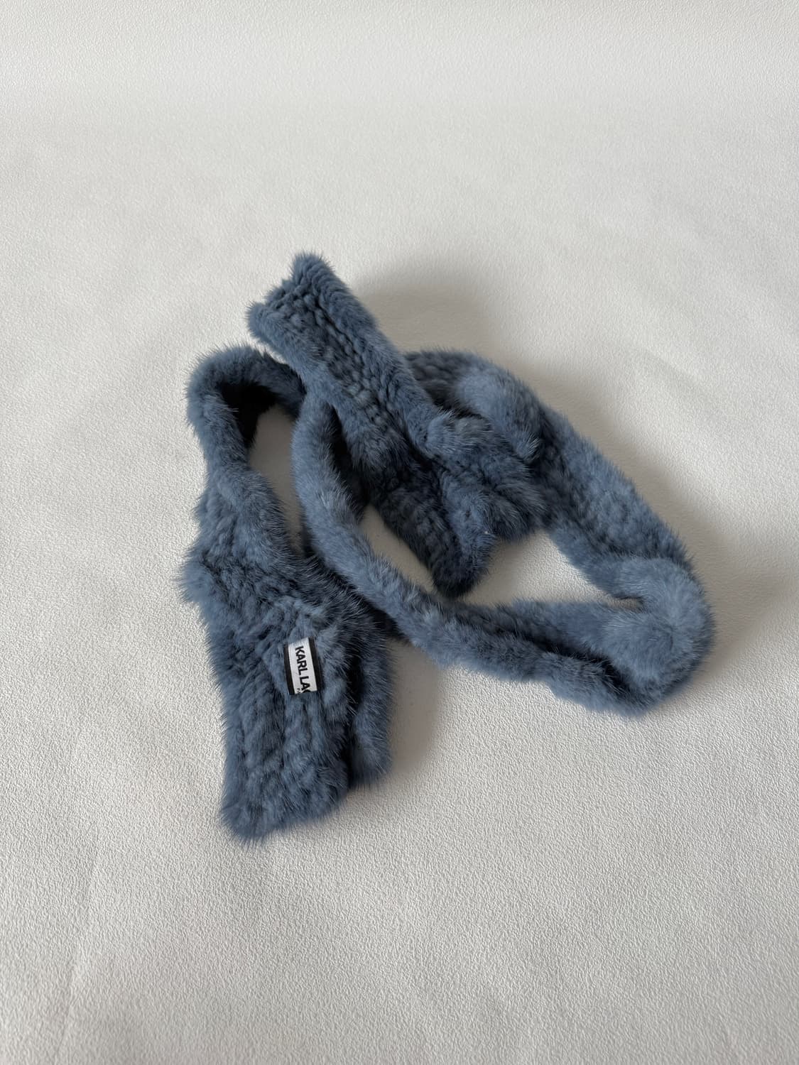 칼 라거펠트(KARL LAGERFELD) 밍크 머플러 상품이미지2