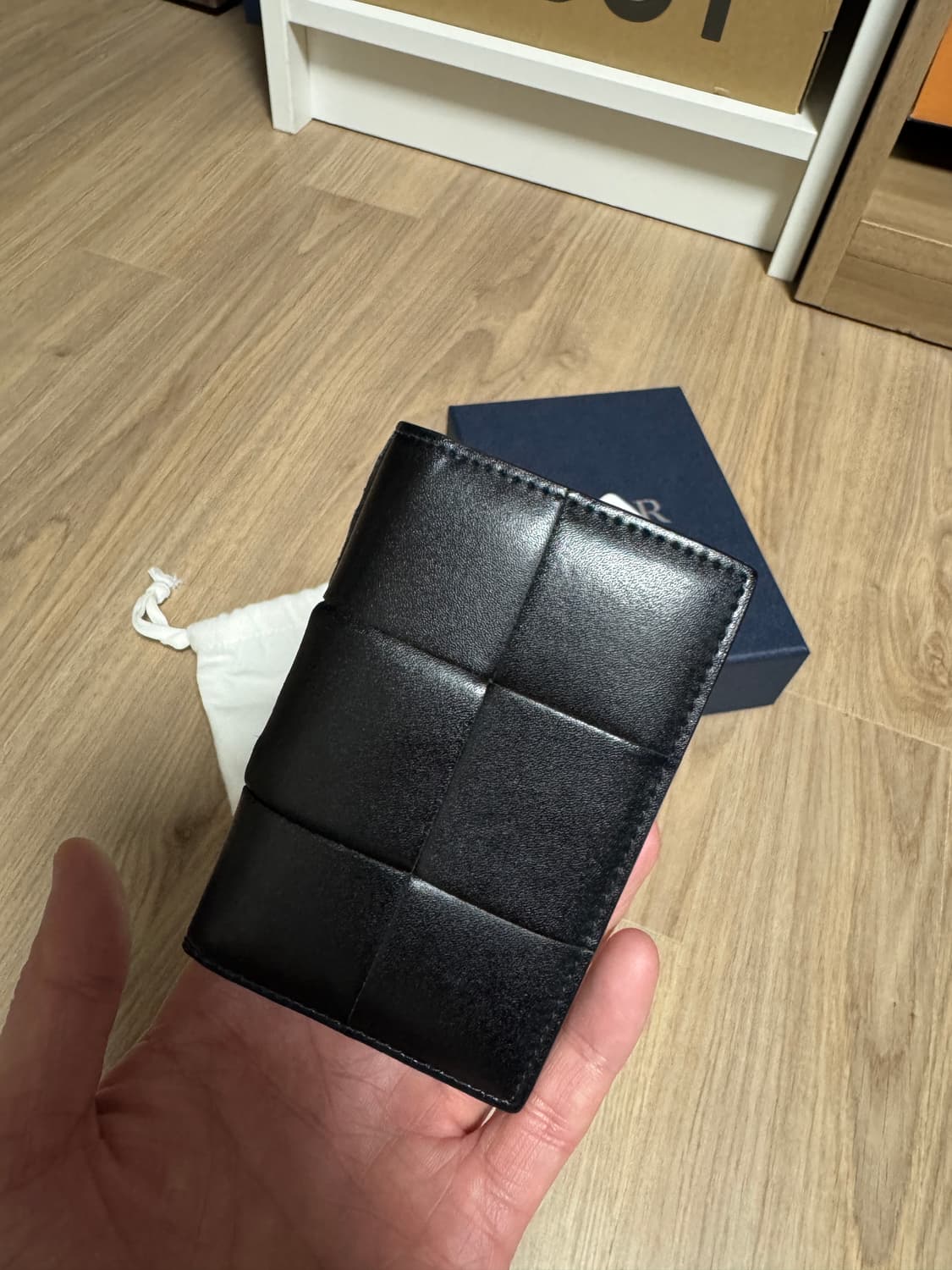 보테가베네타 카세트 오거나이저 카드지갑 블랙 판매  상품이미지2