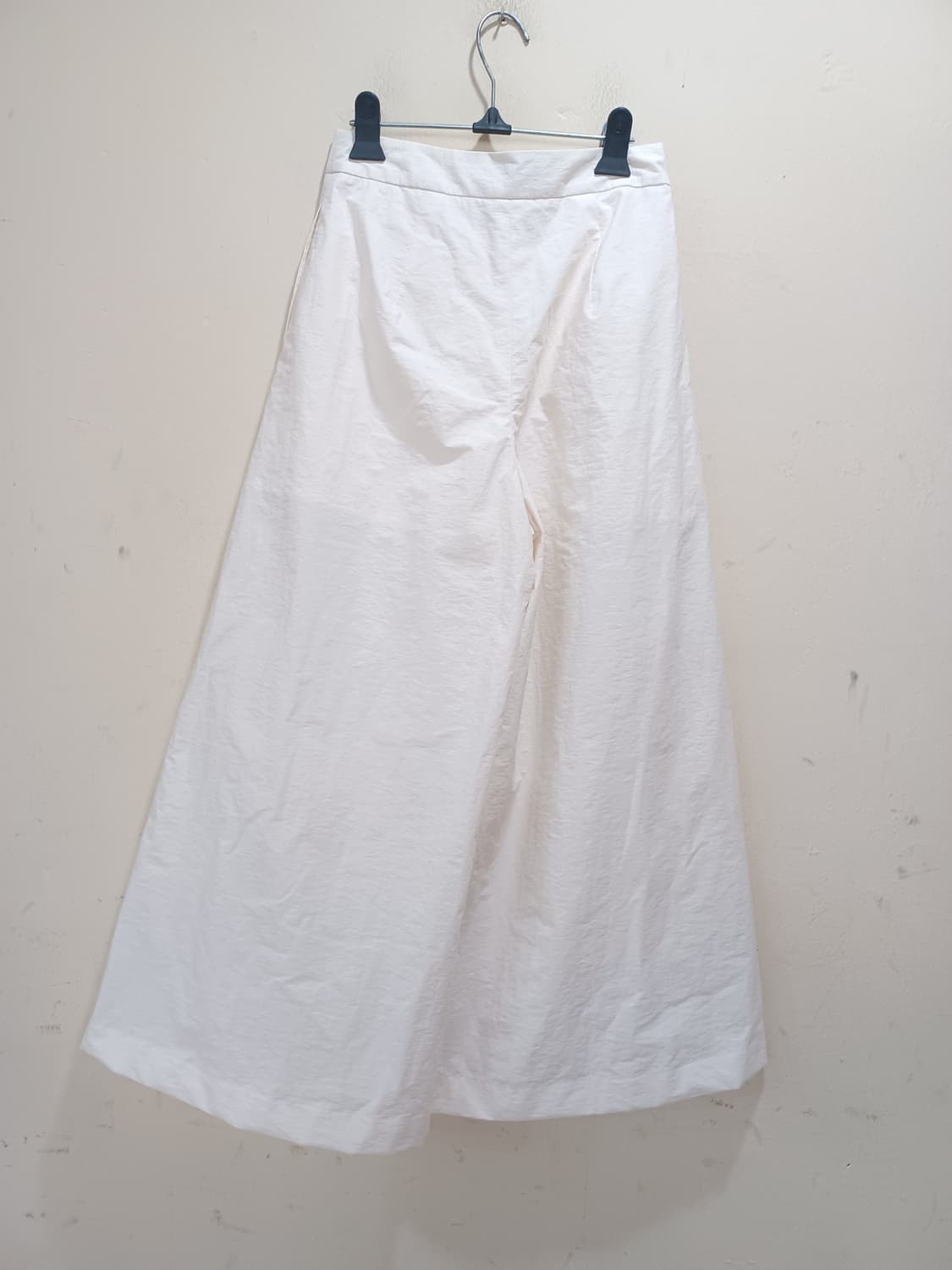 aumuu 오뮤 아이보리색 와이드팬츠  상품이미지2