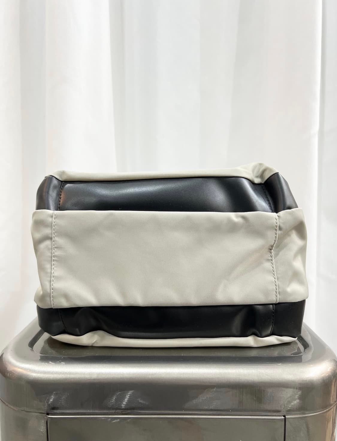 y'saccs gray shoulder bag 상품이미지7