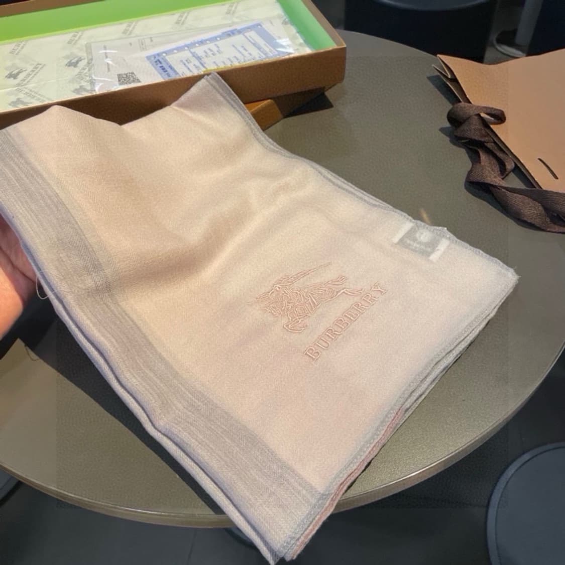 버버리 양면 머플러 램스울 100% 추동 단품
 상품이미지2