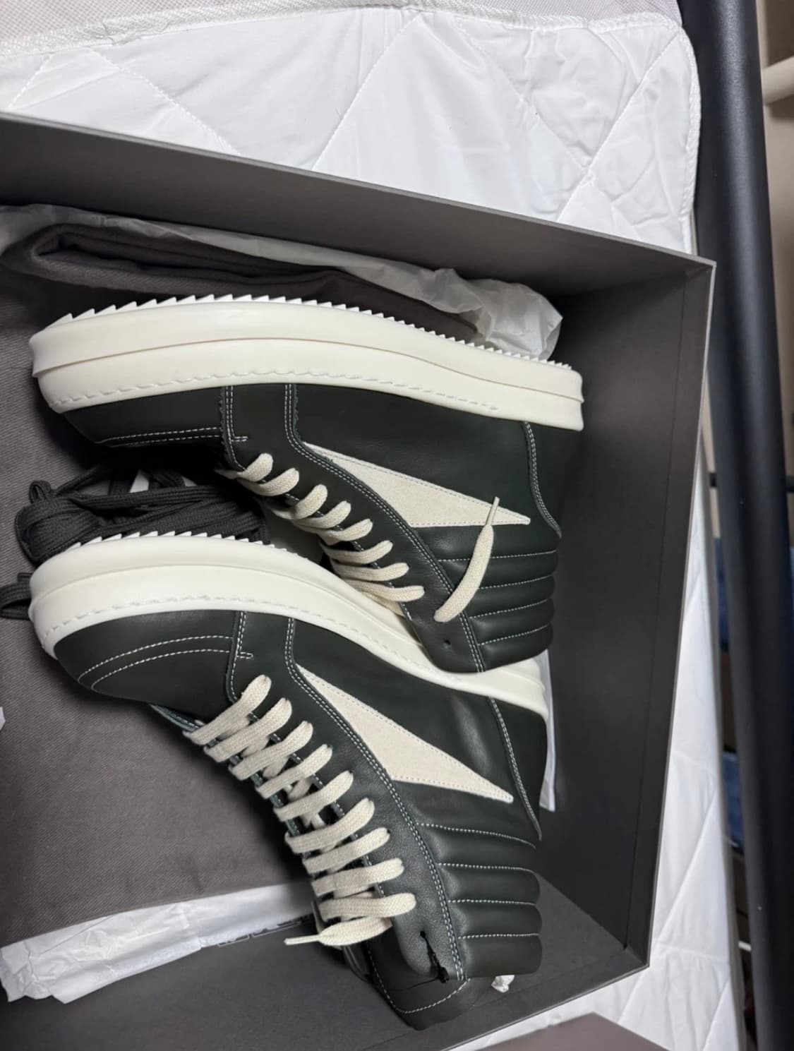 급매)릭오웬스 빈티지 하이 릭반스 하이탑 새상품 42.5 사이즈 상품이미지1