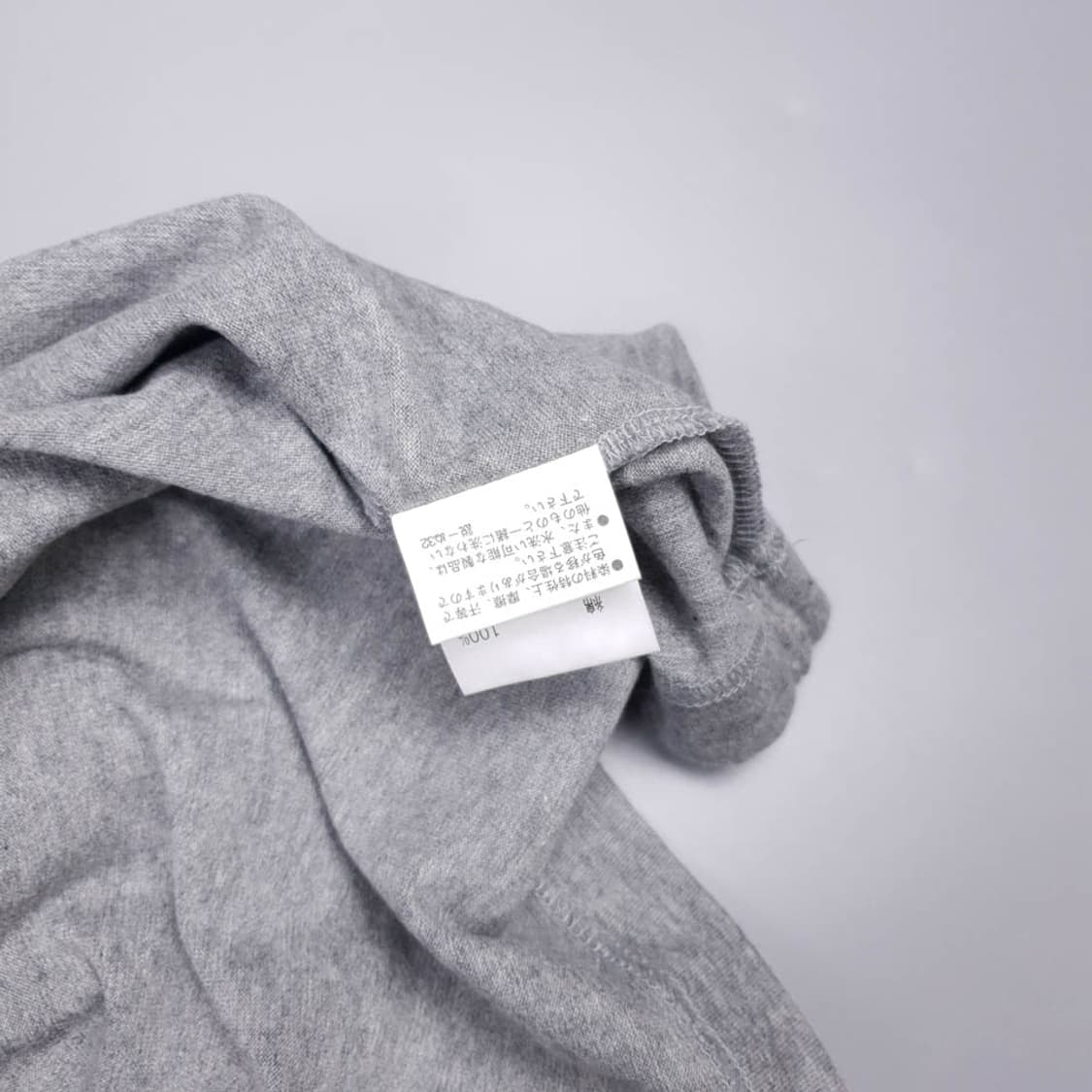 버버리 블랙라벨 그레이 자수로고 슬리브리스 나시 MAD 상품이미지5