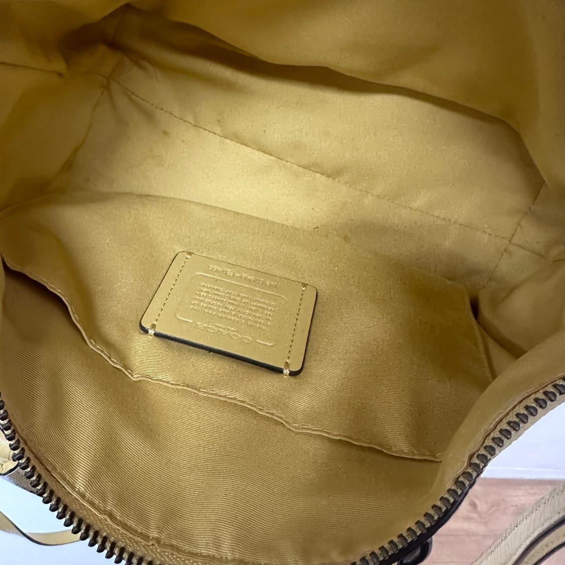 COACH 코치 미니 옐로우 숄더백 토트백 가방 상품이미지8