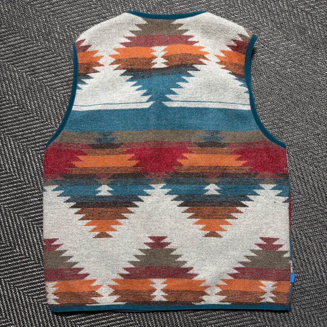 오션퍼시픽 리버서블 나바호 베스트(양면 조끼) 상품이미지2