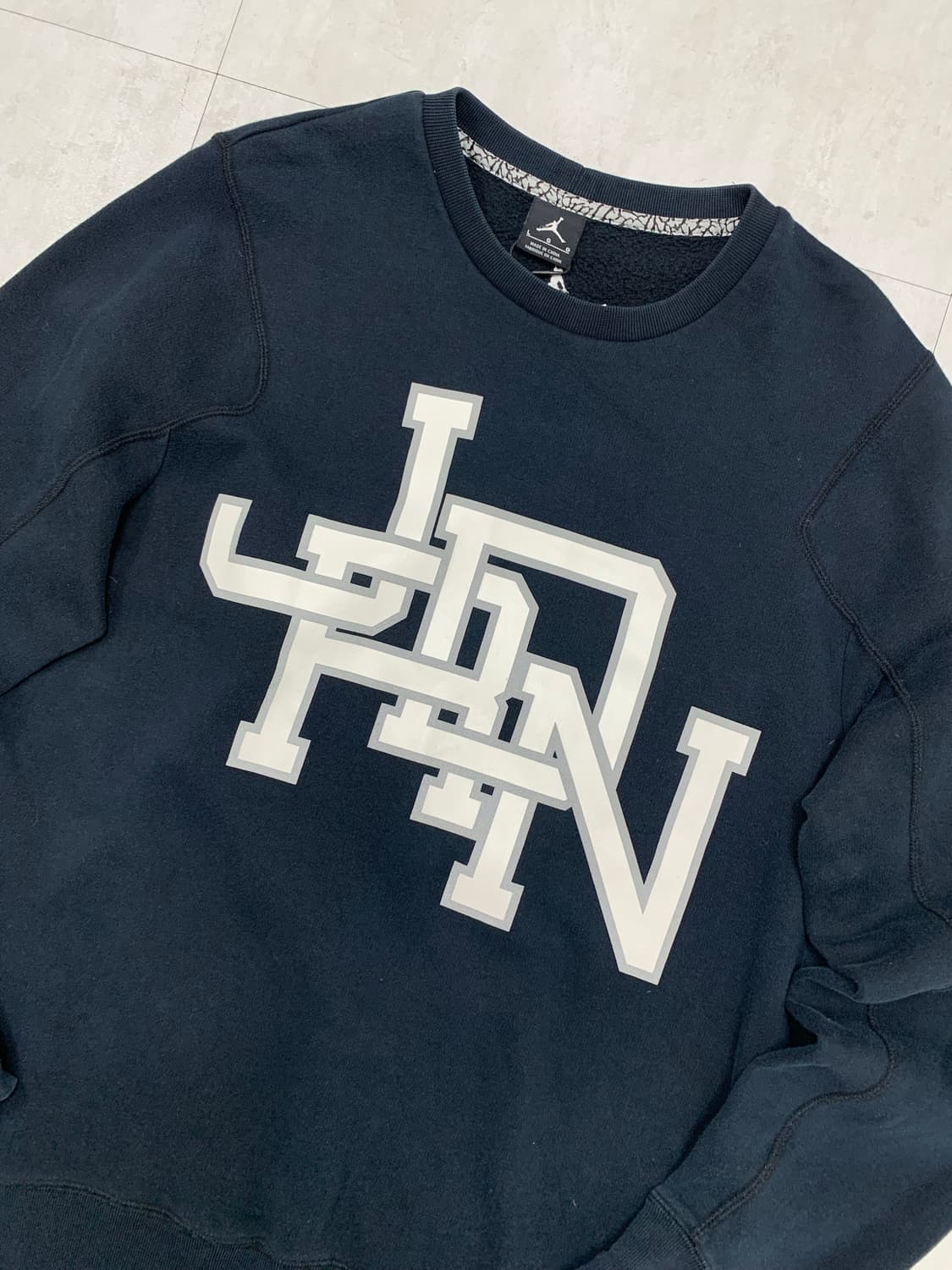 조던 블랙 맨투맨 #716 상품이미지2