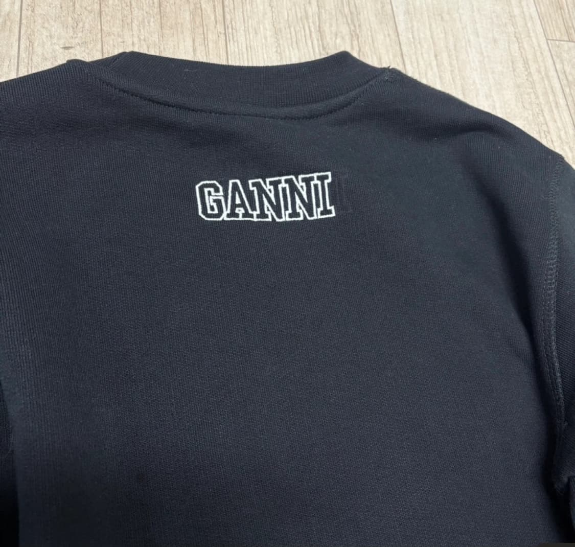 Ganni 가니 블랙 벌룬 슬리브 기모 맨투맨 상품이미지3