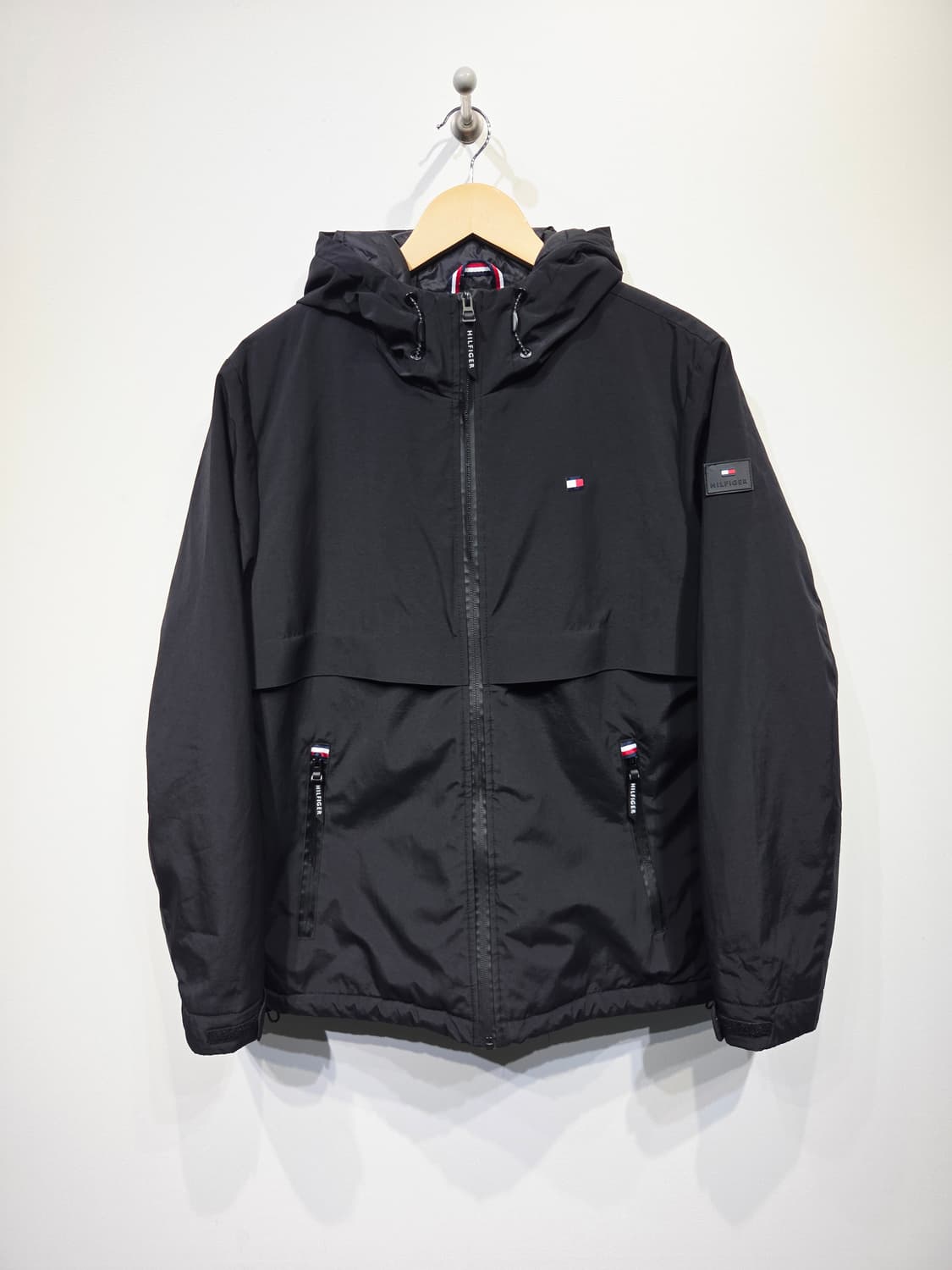 타미힐피거 블랙 스트레치 방풍 후드 자켓 상품이미지2