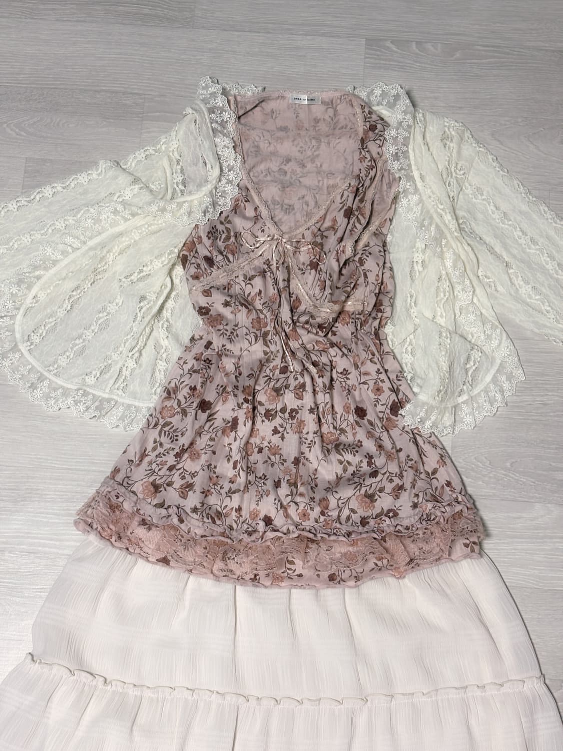 레이스 슬리브리스 상품이미지1