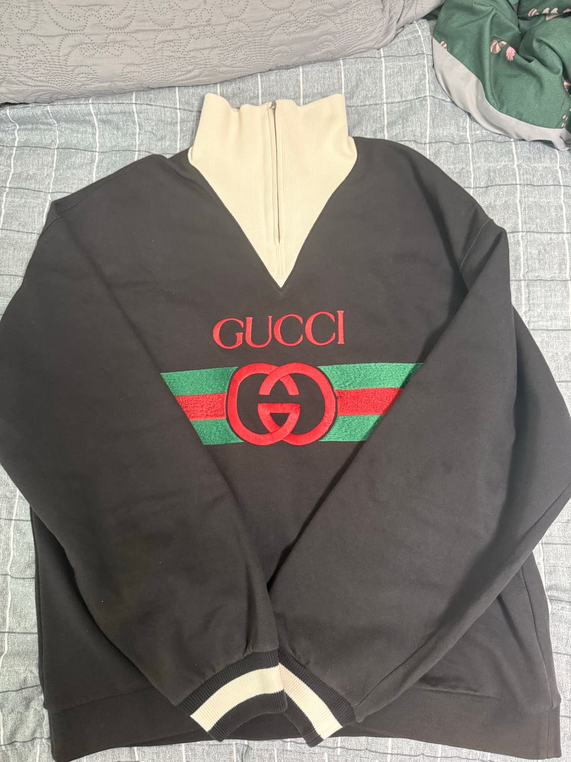 구찌 반집업 맨투맨 XL 상태좋음 판매  상품이미지1