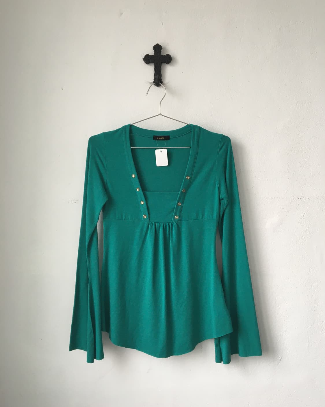 Button point unbalanced sleeve 상품이미지2