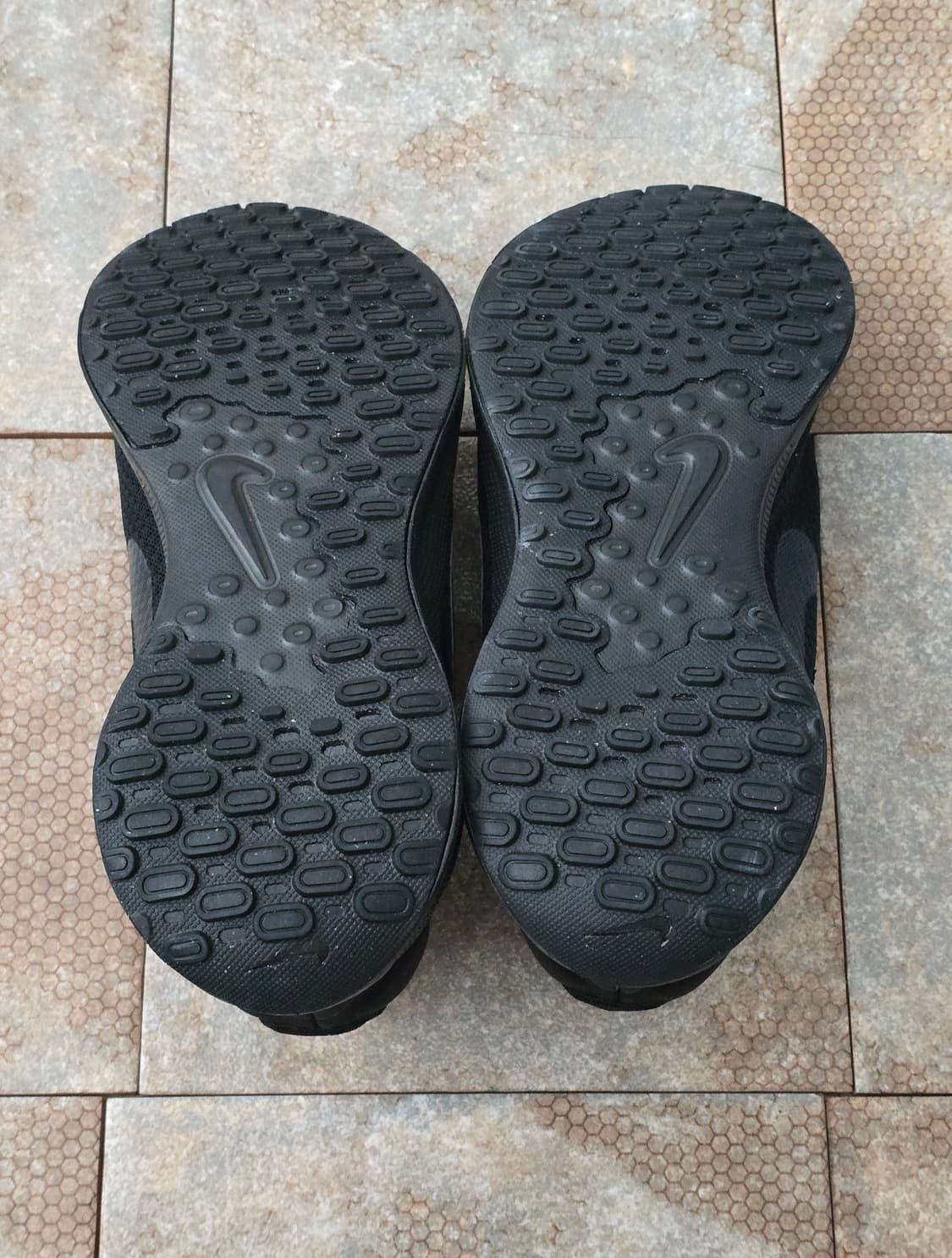 (250)나이키 레볼루션 7 블랙 상품이미지9