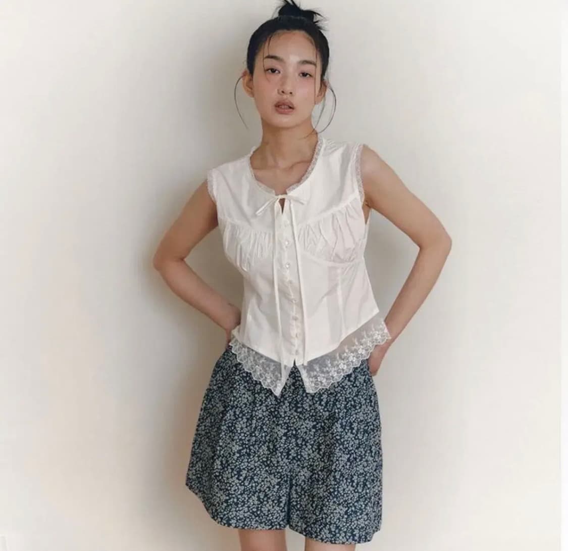 가니송 아이리스 코르셋 블라우스 상품이미지1