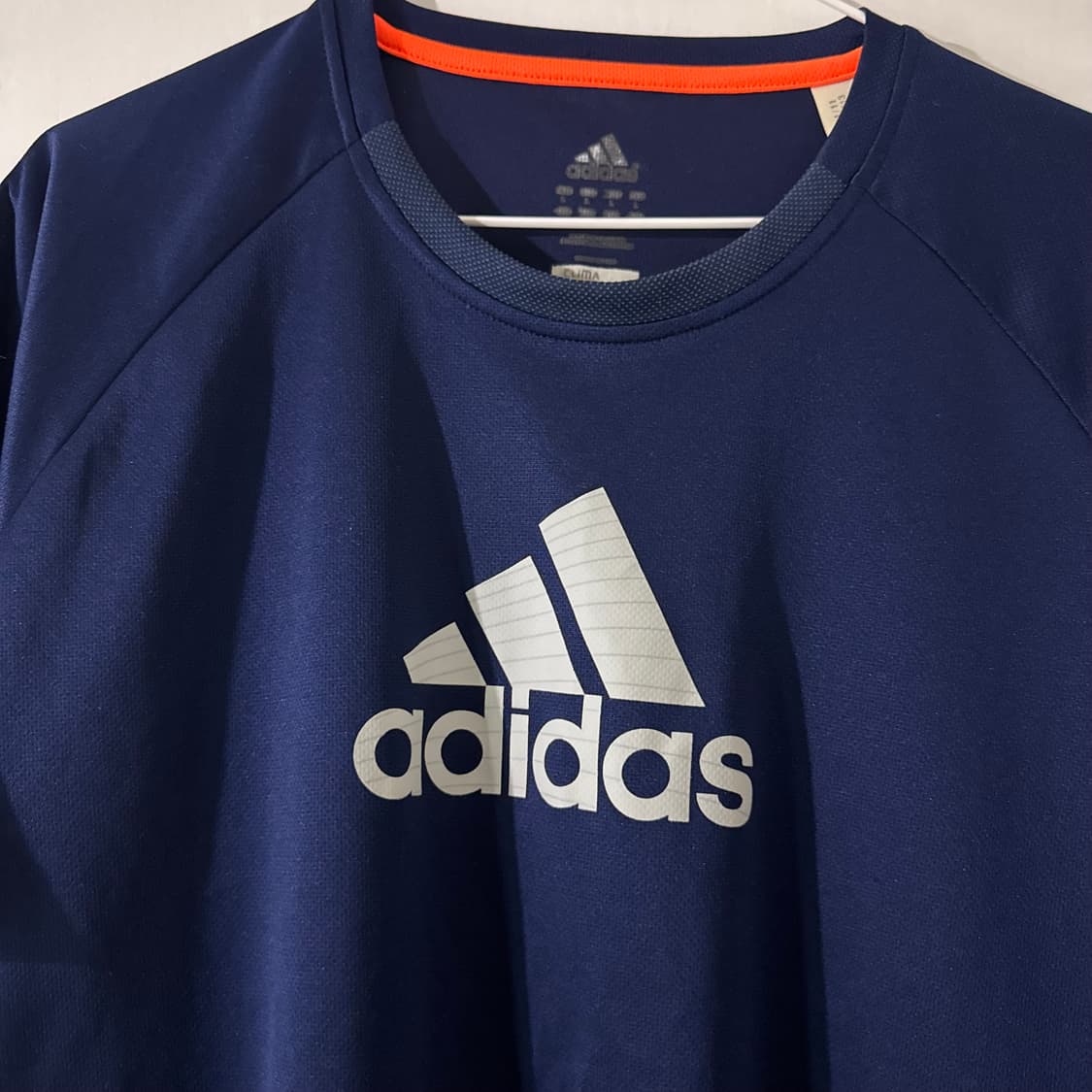 아디다스 삼선 로고 반팔티 네이비 상품이미지5