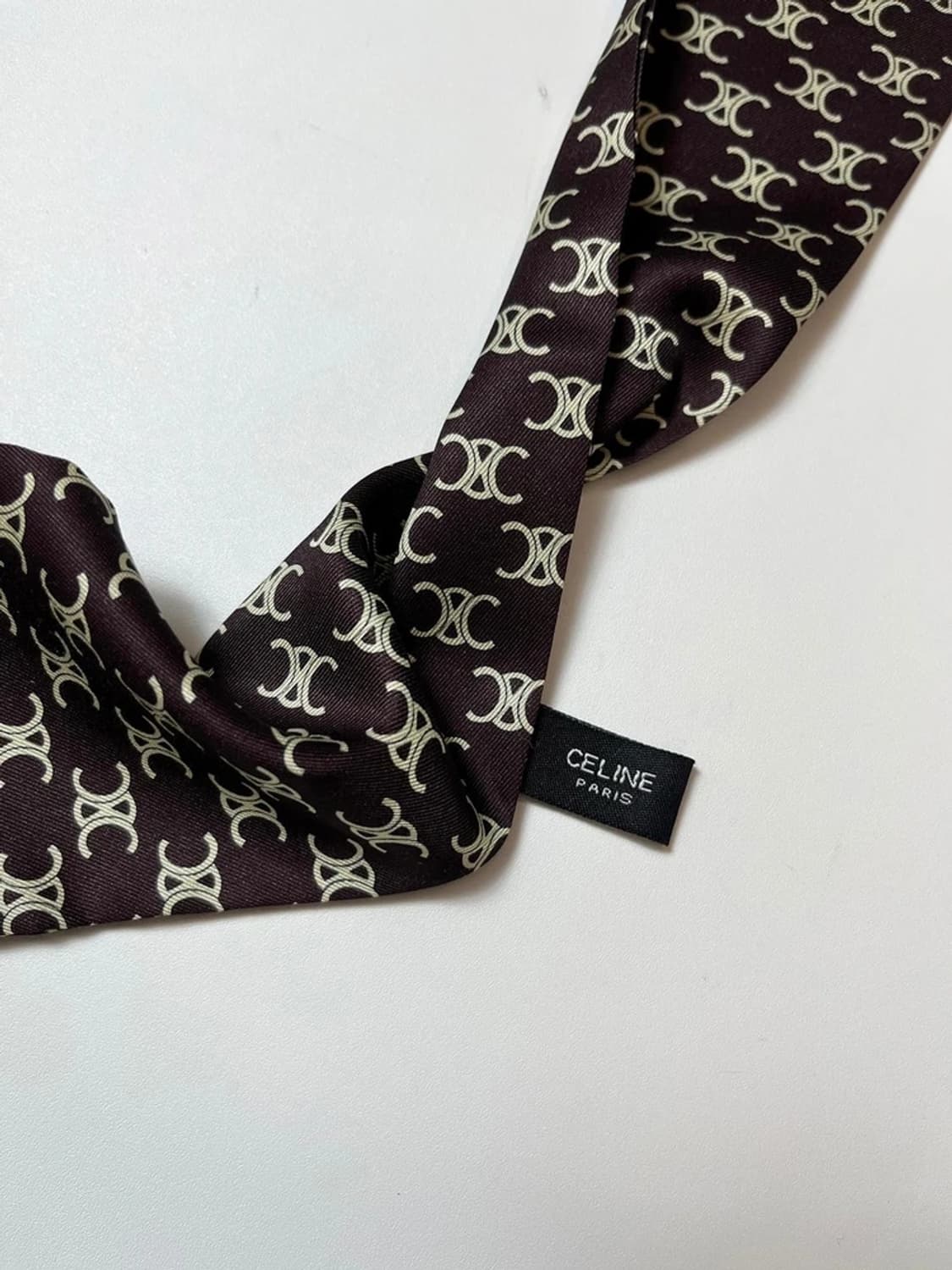 셀린느 트리옹프 실크 방도 스카프 Q1423 상품이미지4