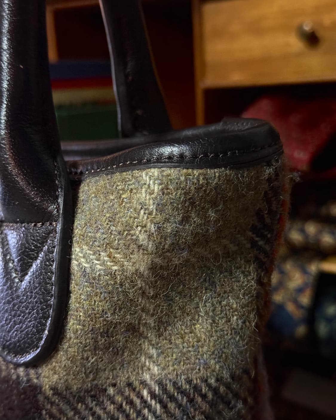 해리스트위드 트위드 체크 토트백 상품이미지8