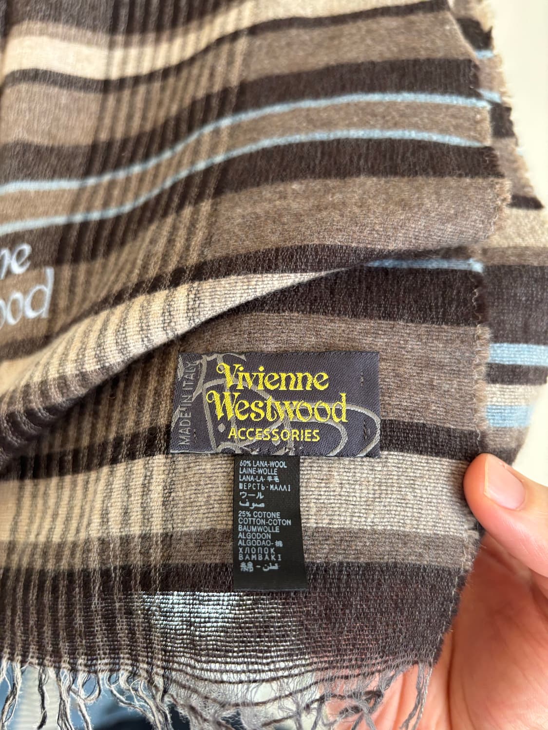 비비안웨스트우드 체크 머플러 상품이미지3