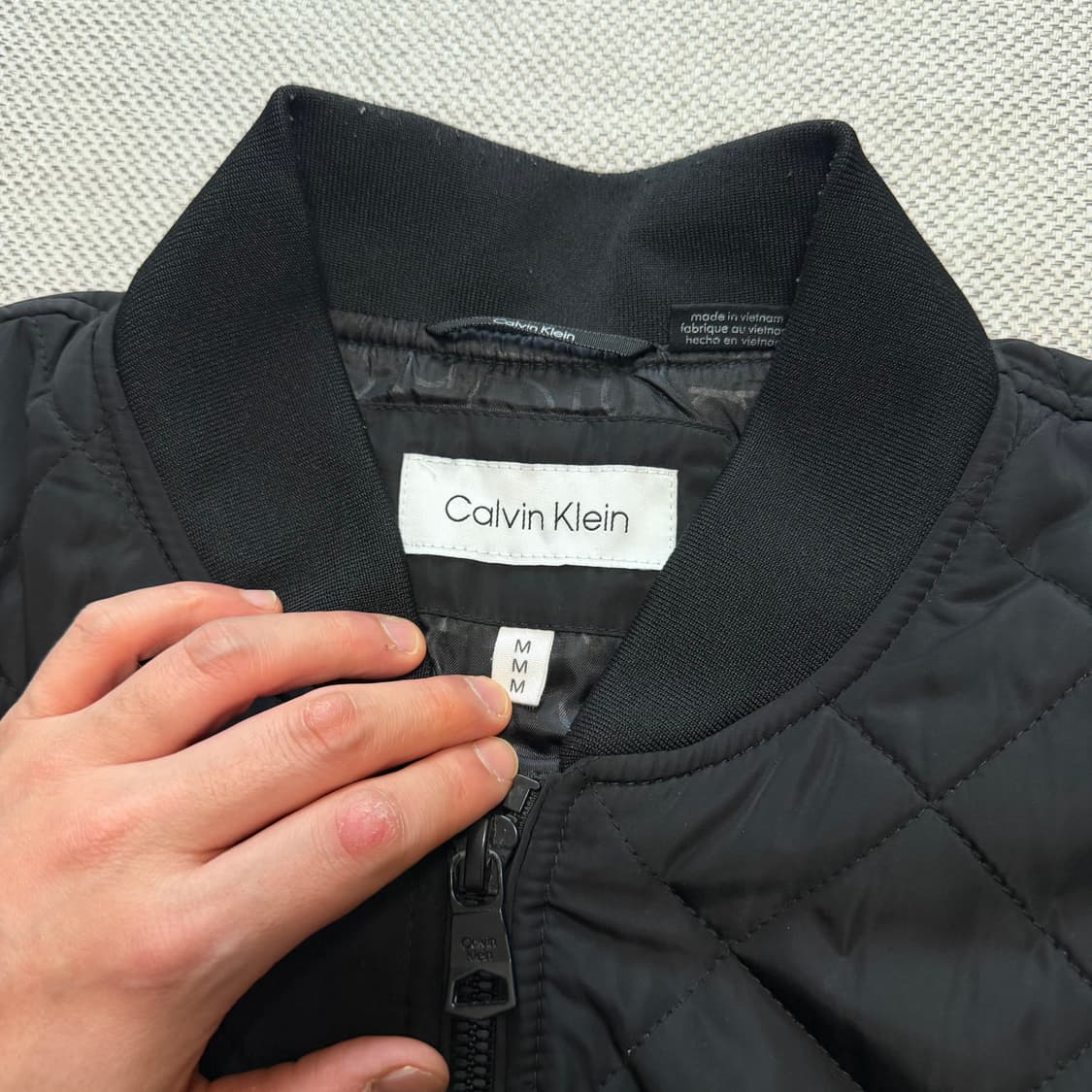 캘빈클라인 퀼팅 봄버 자켓 상품이미지2