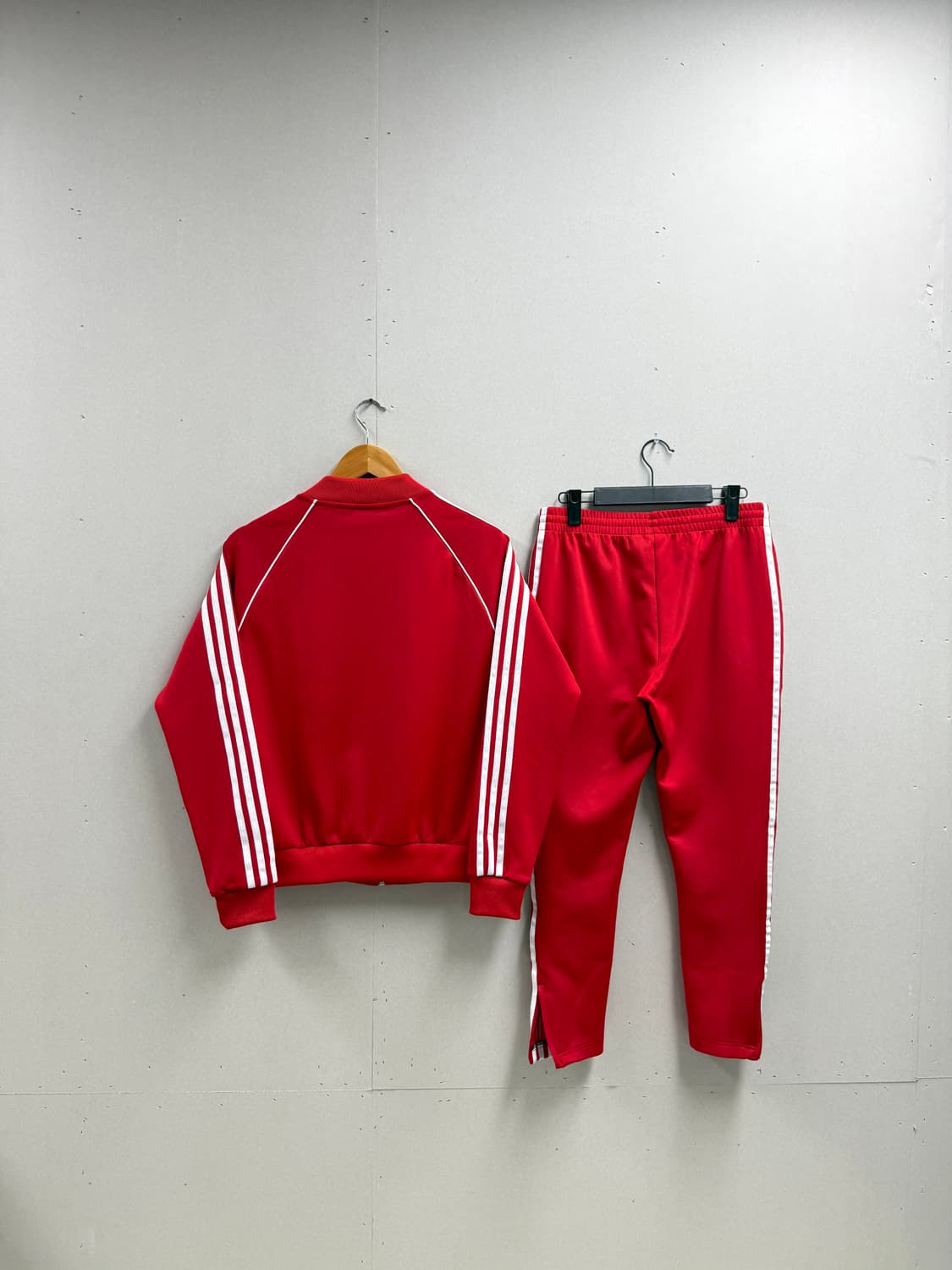 여성 s-m / 아디다스 슈퍼스타 져지 집업 + 팬츠 세트 레드 상품이미지5