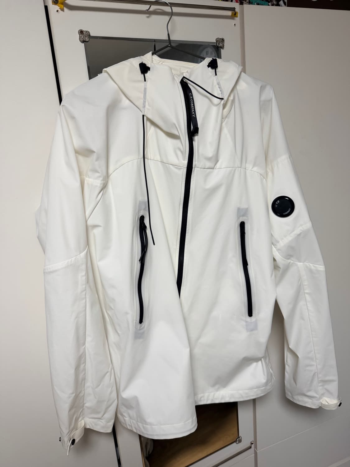 Cp 컴퍼니 바람막이 상품이미지1