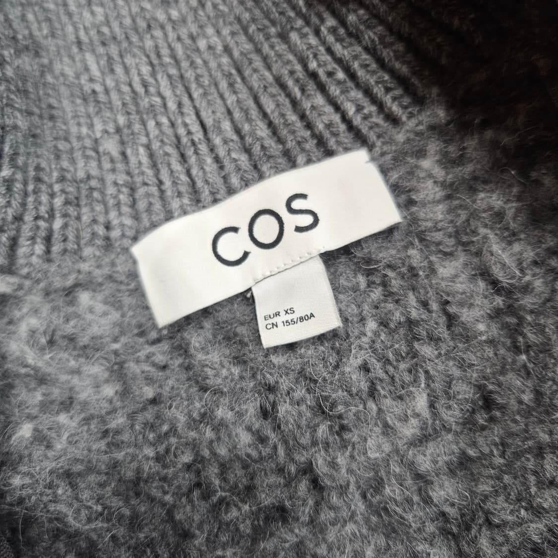 코스(COS) 알파카 혼방 크롭 카라넥 니트 스웨터  상품이미지7