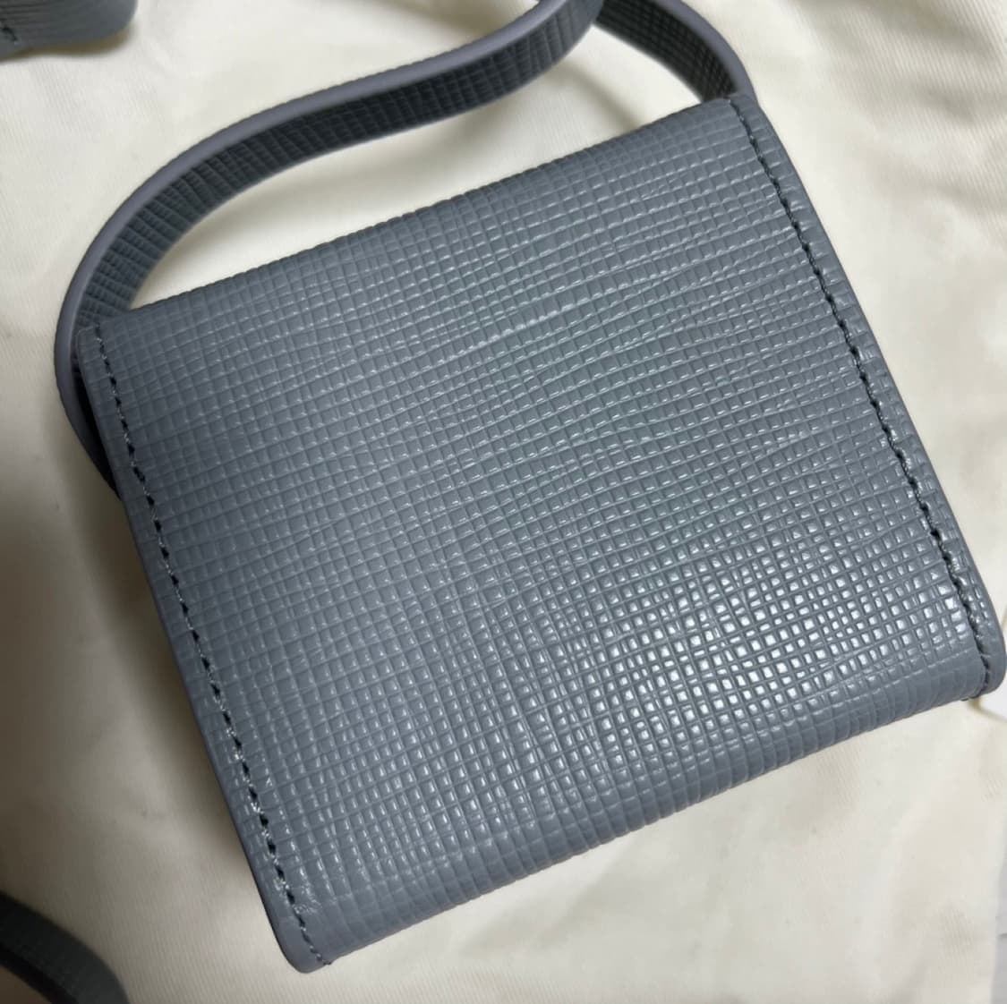 르메르 카메라백 미니  상품이미지3