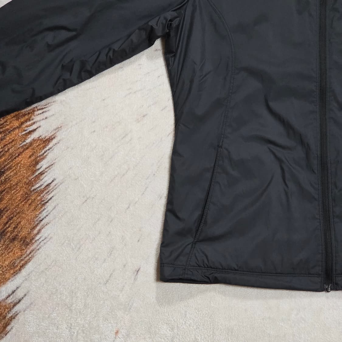 나이키 스우시 블랙 바람막이 자켓 상품이미지3