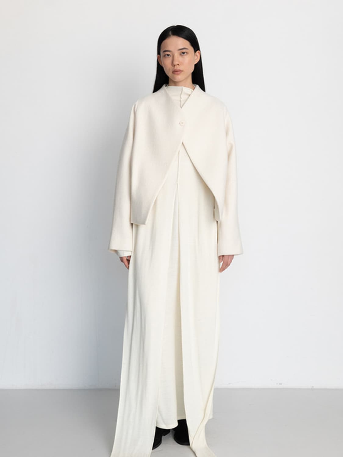 OBLIQUE LINE ONE BUTTON JACKET [IVORY] 상품이미지1