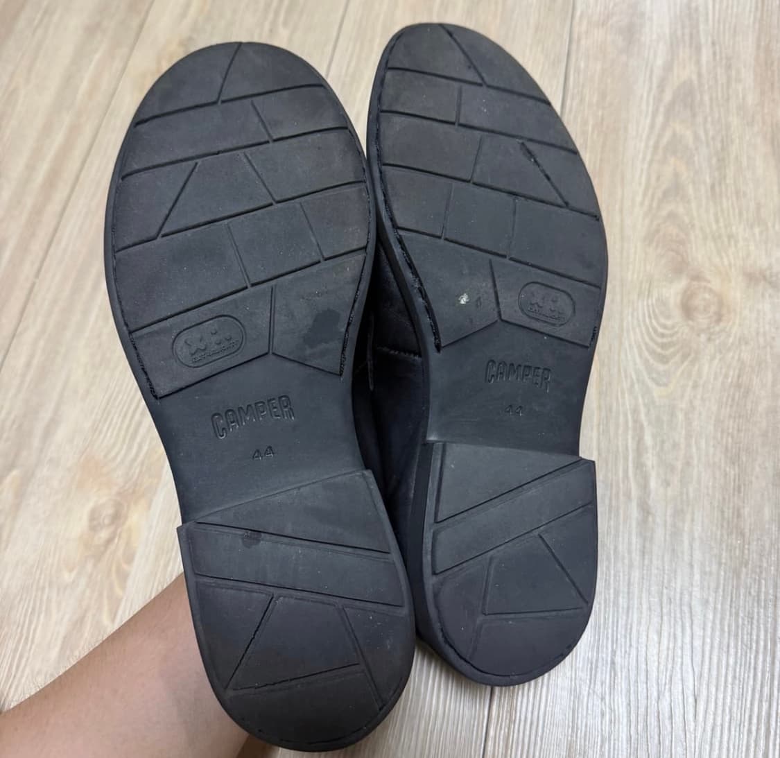 44) 캠퍼 뉴먼 로퍼 블랙 280 상품이미지6