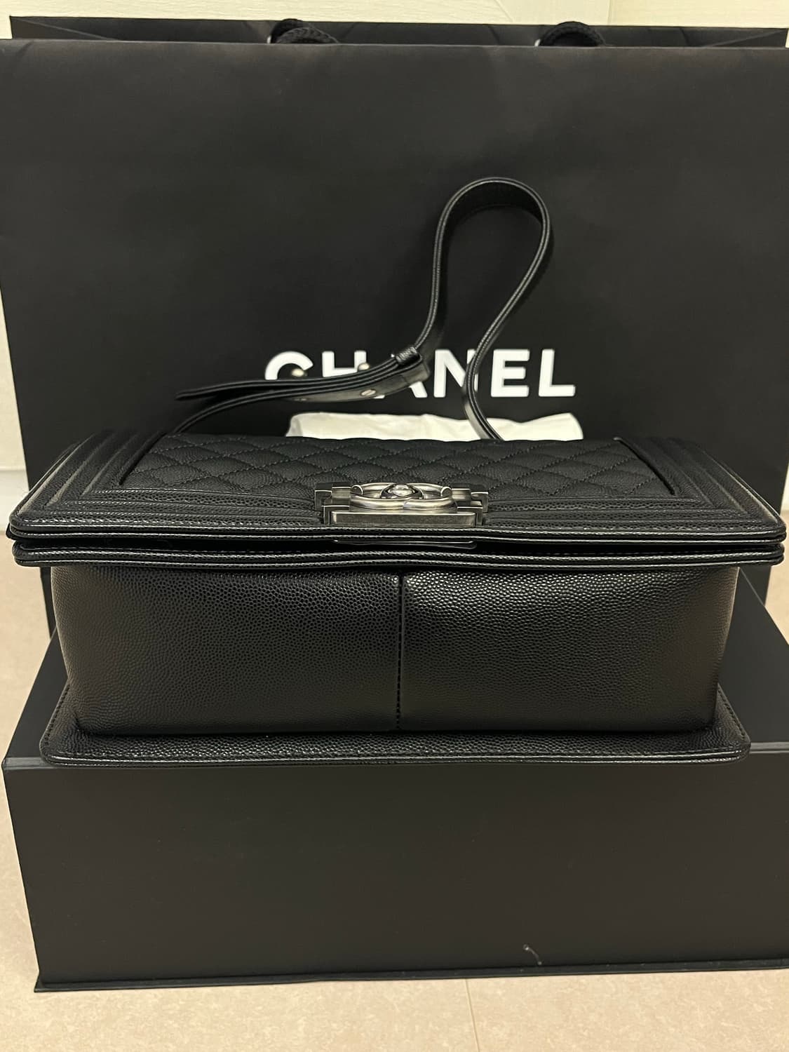 샤넬 보이백 은장 미디움(새상품) 상품이미지3