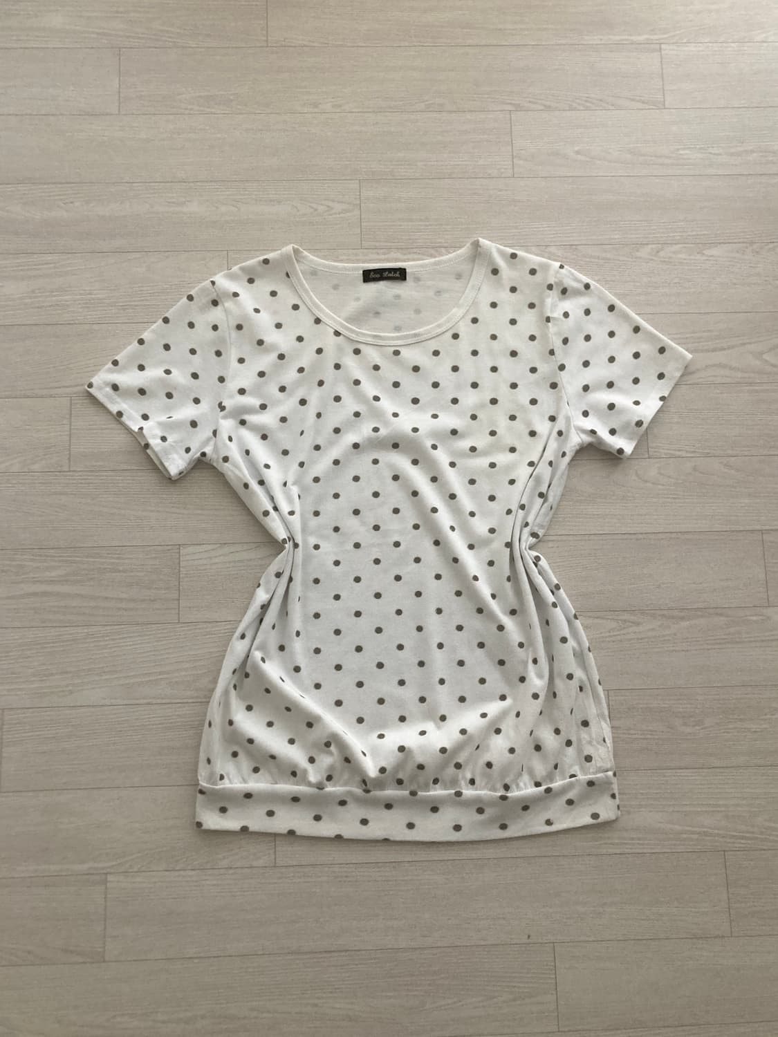 모리 도트 반팔 티셔츠 상품이미지1