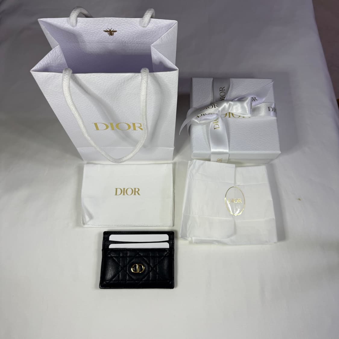 디올 카로 서플 까나쥬 카프스킨 블랙 카드 홀더 지갑 상품이미지8