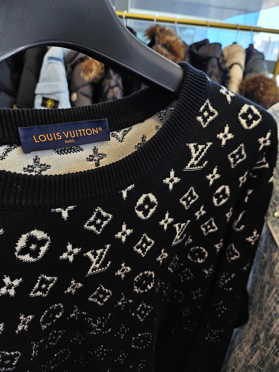 루이비통 신형 모노그램 니트 백화점판 엑라  상품이미지3