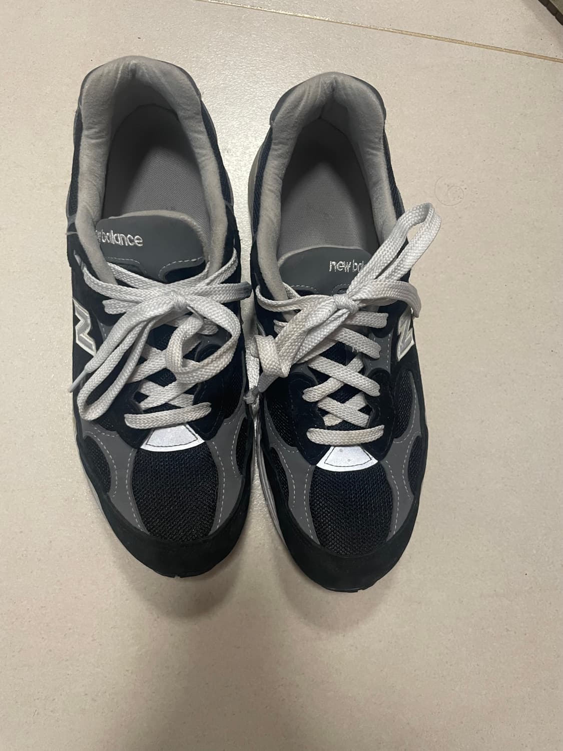 뉴발란스 992 구버전 블랙 그레이 M992EB 260사이즈 팔아요. 상품이미지3