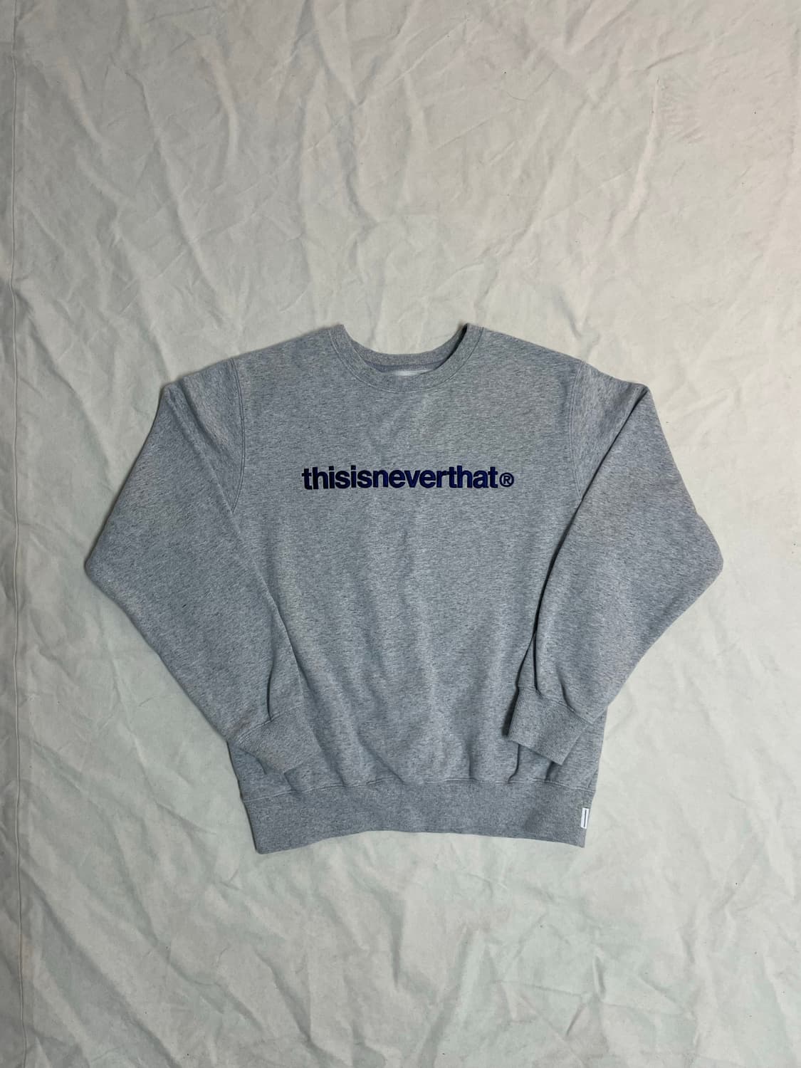 디스이즈네버댓 맨투맨  상품이미지1