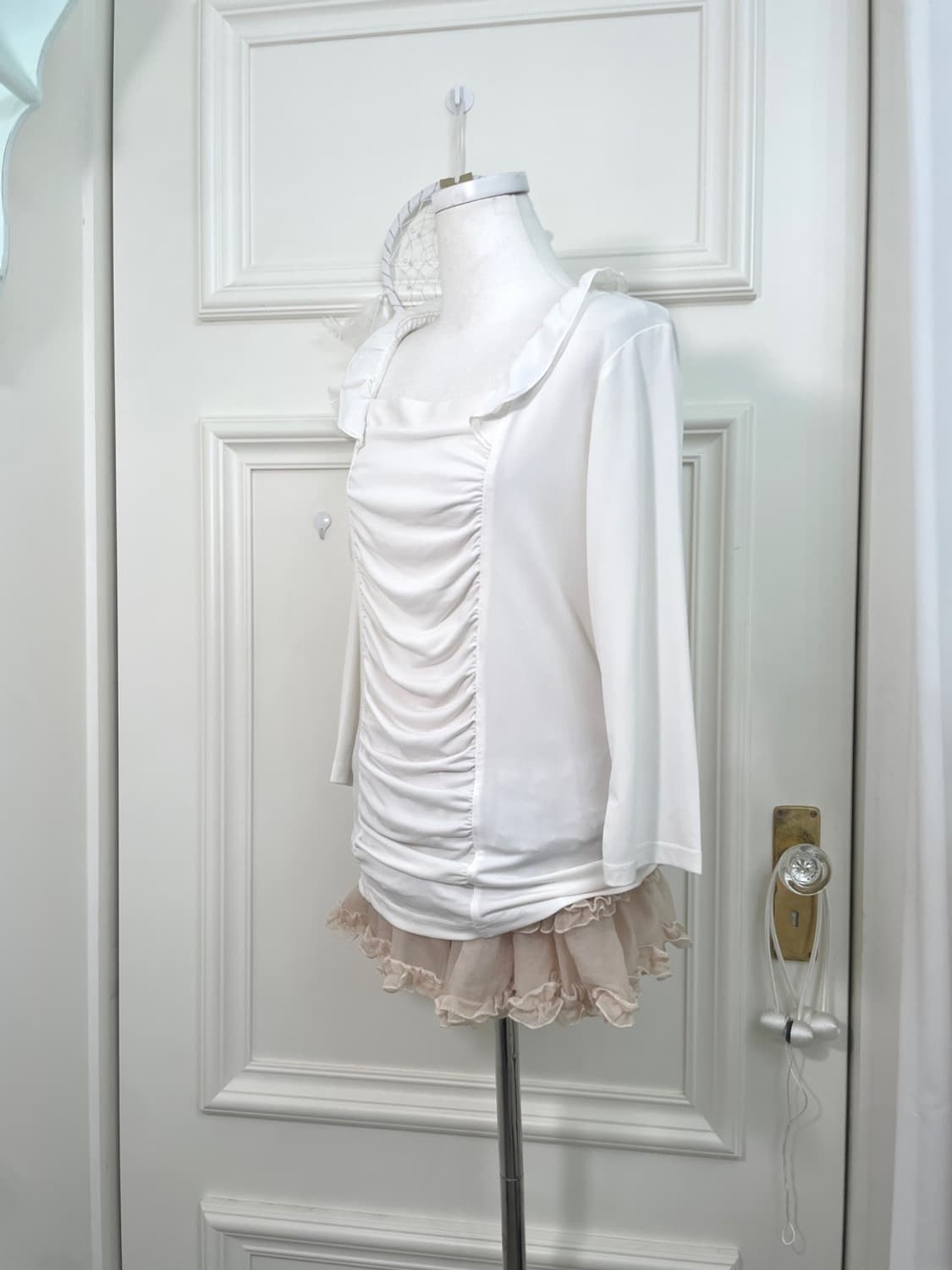 white shirring ruffle top(size-L)  상품이미지2