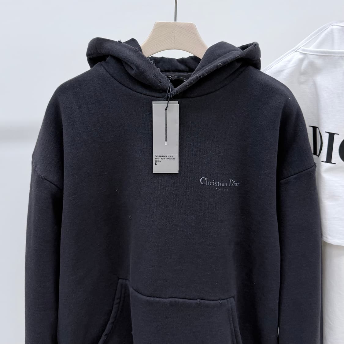 [S+급/오버핏S] 디올 꾸뛰르 백로고 후드티 블랙 상품이미지2