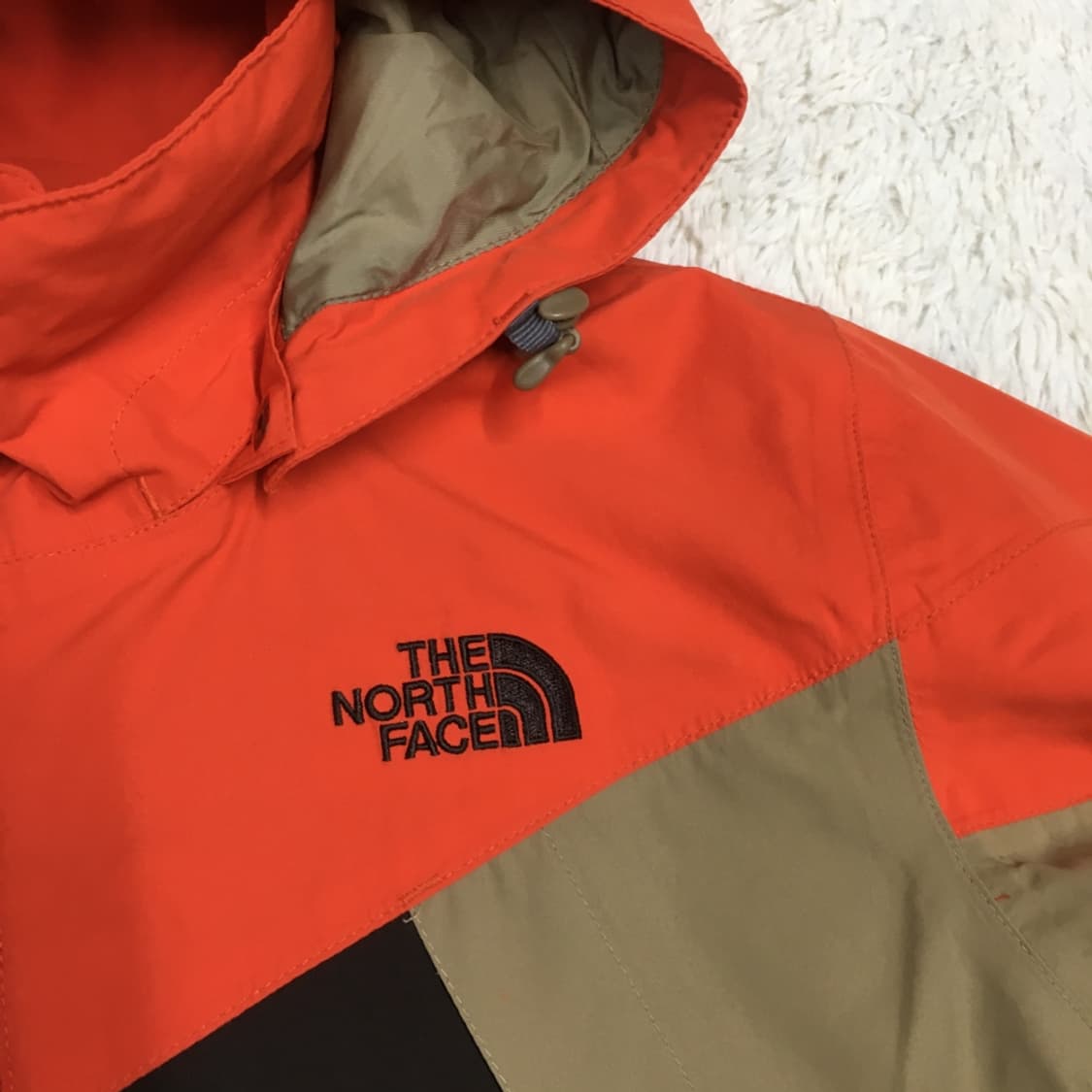 노스페이스 경량 바람막이자켓 CC13 상품이미지2