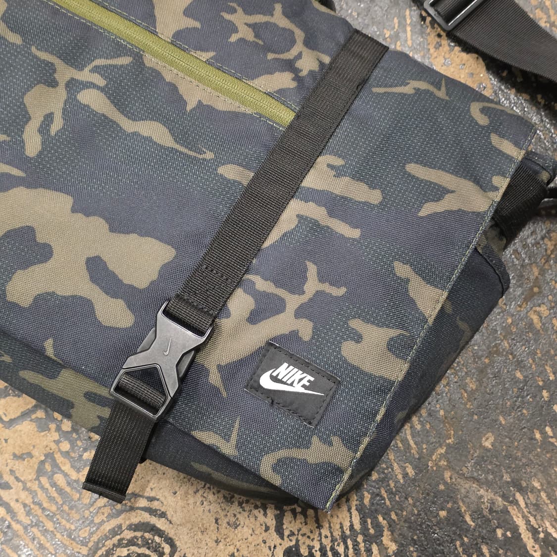 나이키 카모플라쥬 메신저백 크로스백 상품이미지2