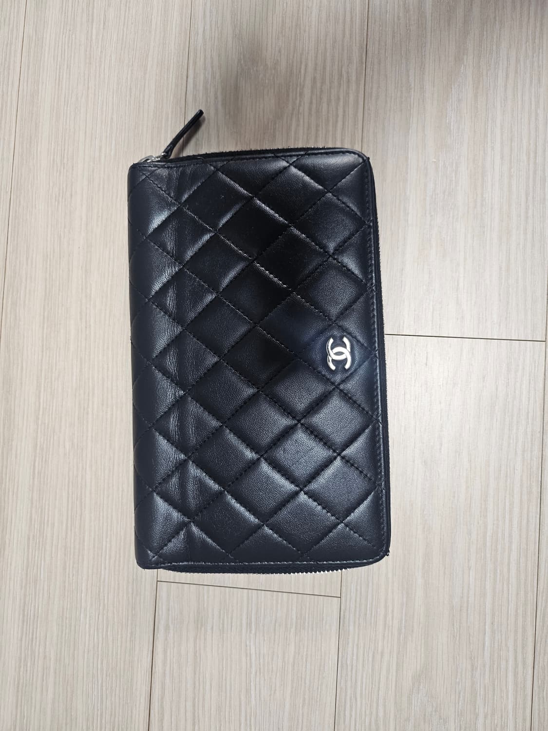 샤넬 램스킨 집업 파우치 장지갑 상품이미지2