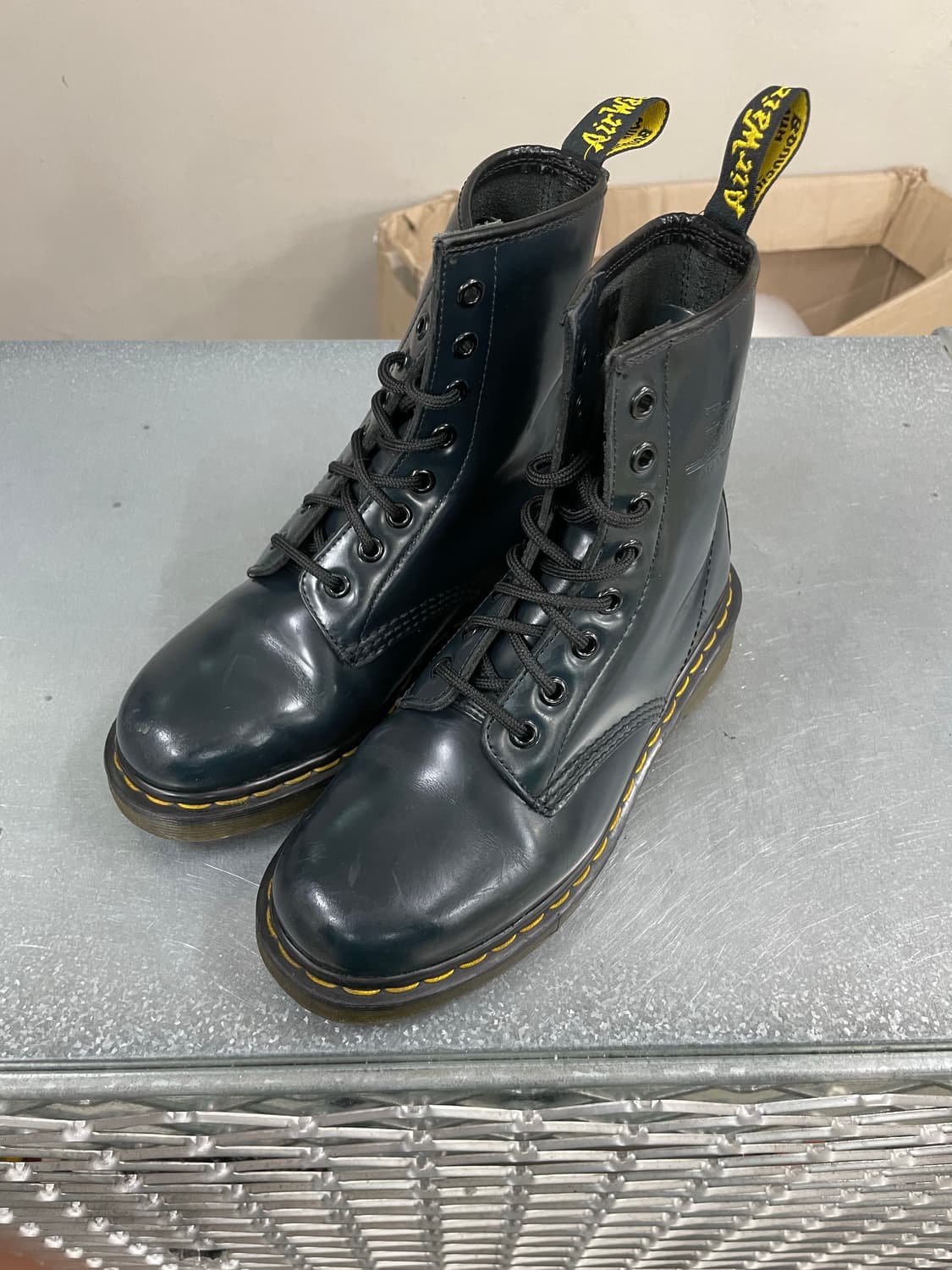 닥터마틴 10072 실버크로마 uk4 상품이미지2