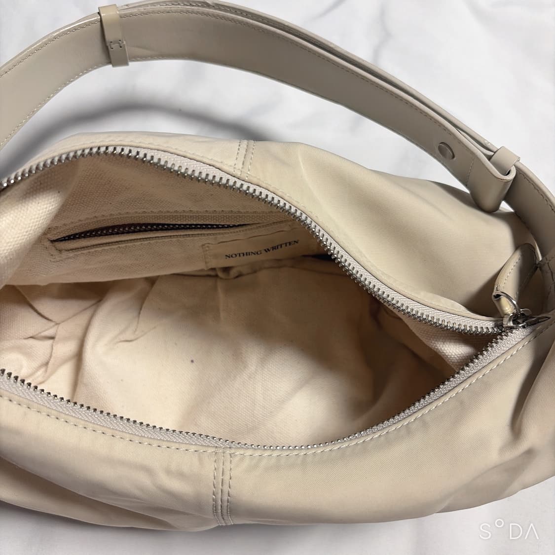 낫띵리튼 호보백 미니솔트 상품이미지7