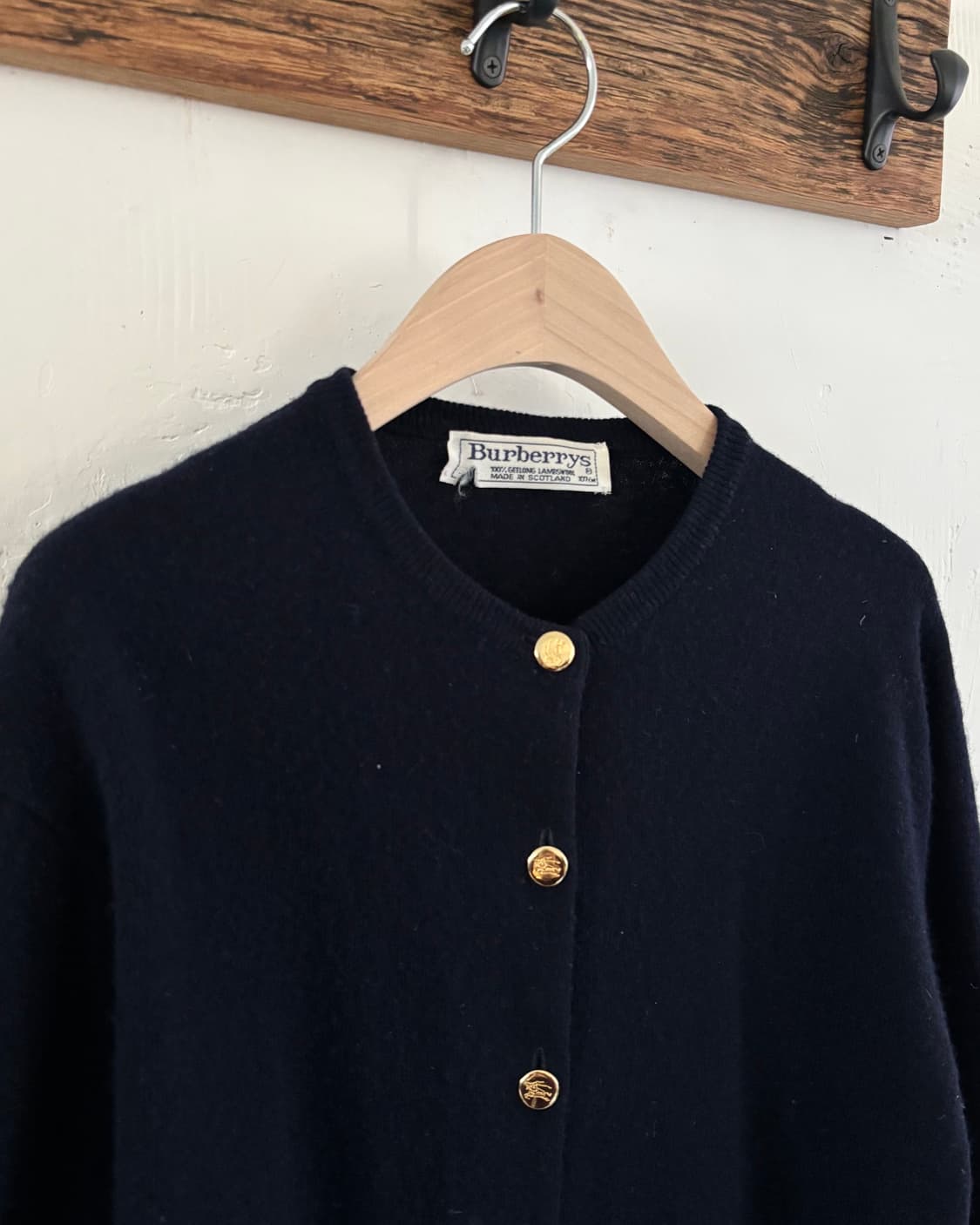 Burberrys 버버리 램스울 네이비 금장 가디건 상품이미지6