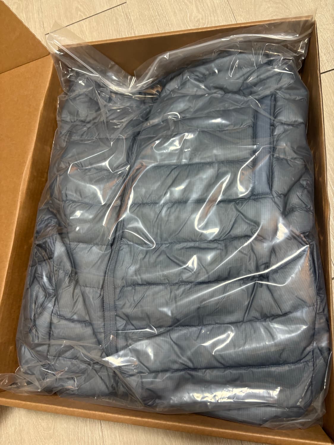 산산기어 25FW 서픽스 푸퍼 자켓 네이버 1사이즈  상품이미지2