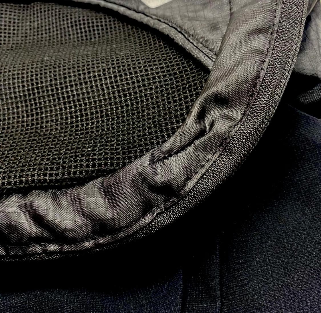 미스치프 라이트웨이트 집 어라운드 백팩 블랙 상품이미지2