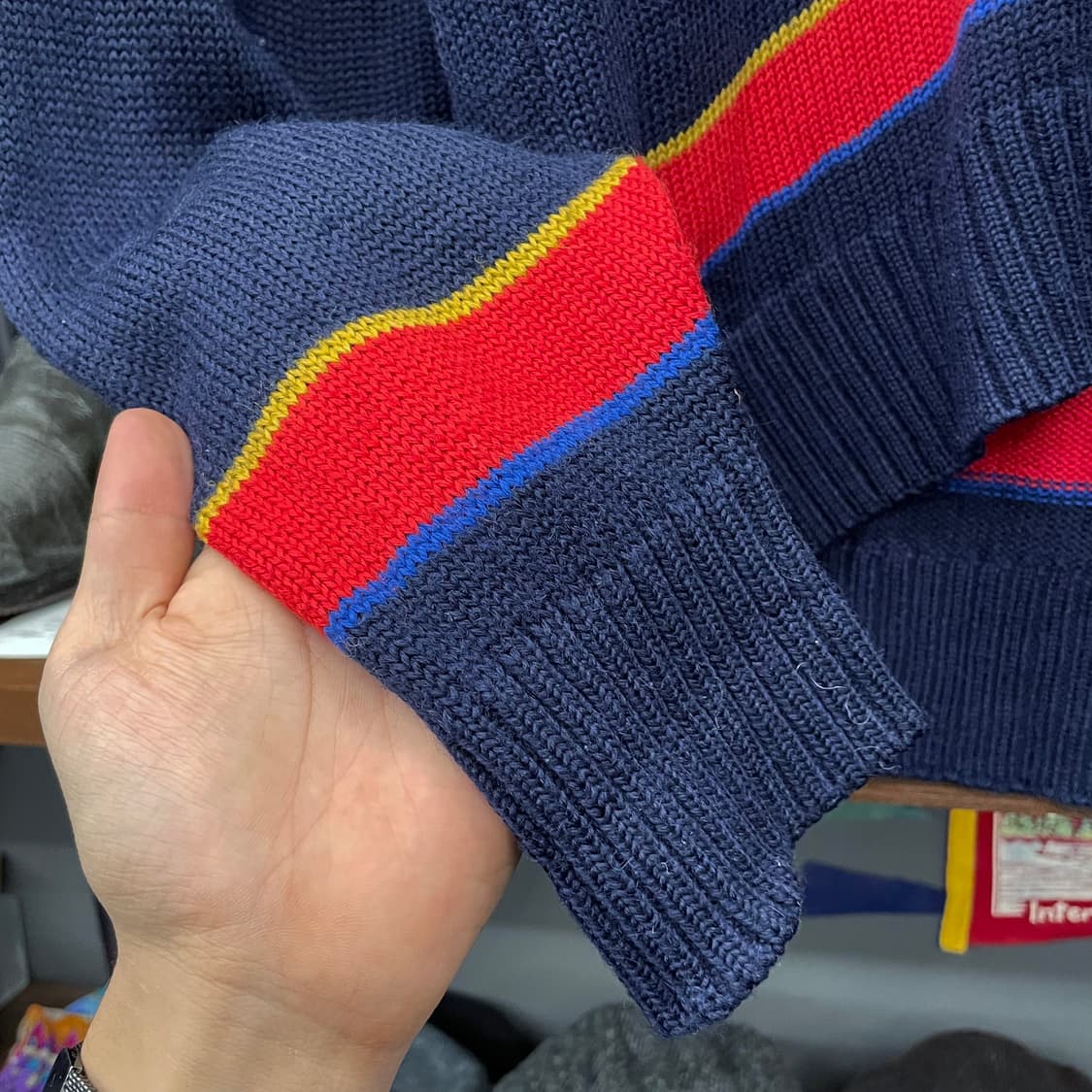 90s 리바이스 크리켓 패치 로고 프레피 브이넥 니트 스웨터 상품이미지7