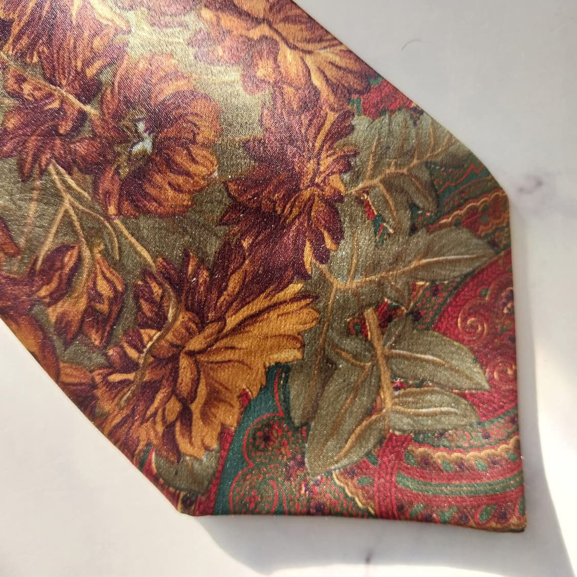 랑방 실크 브라운 리프 패턴 넥타이 9.1cm A+등급 K1696
 상품이미지9