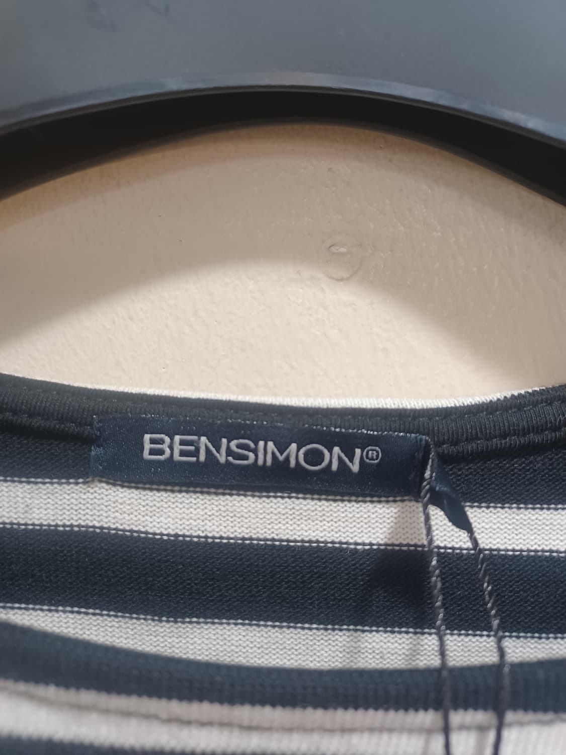BENSIMON 벤시몽 블랙 스트라이프 티셔츠  상품이미지4