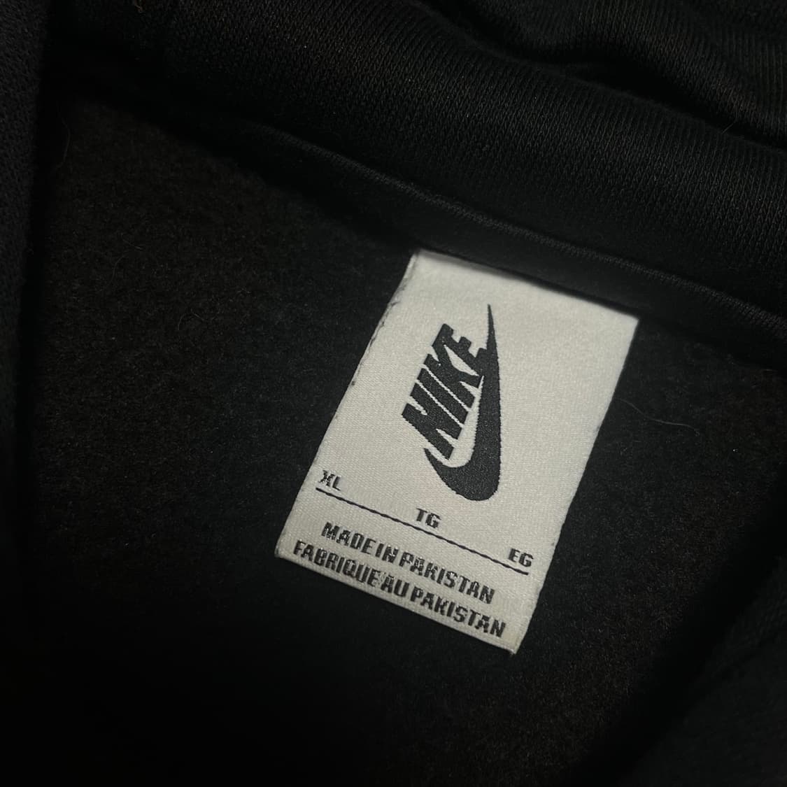 나이키 스우시 nrg 블랙 후드티 상품이미지3